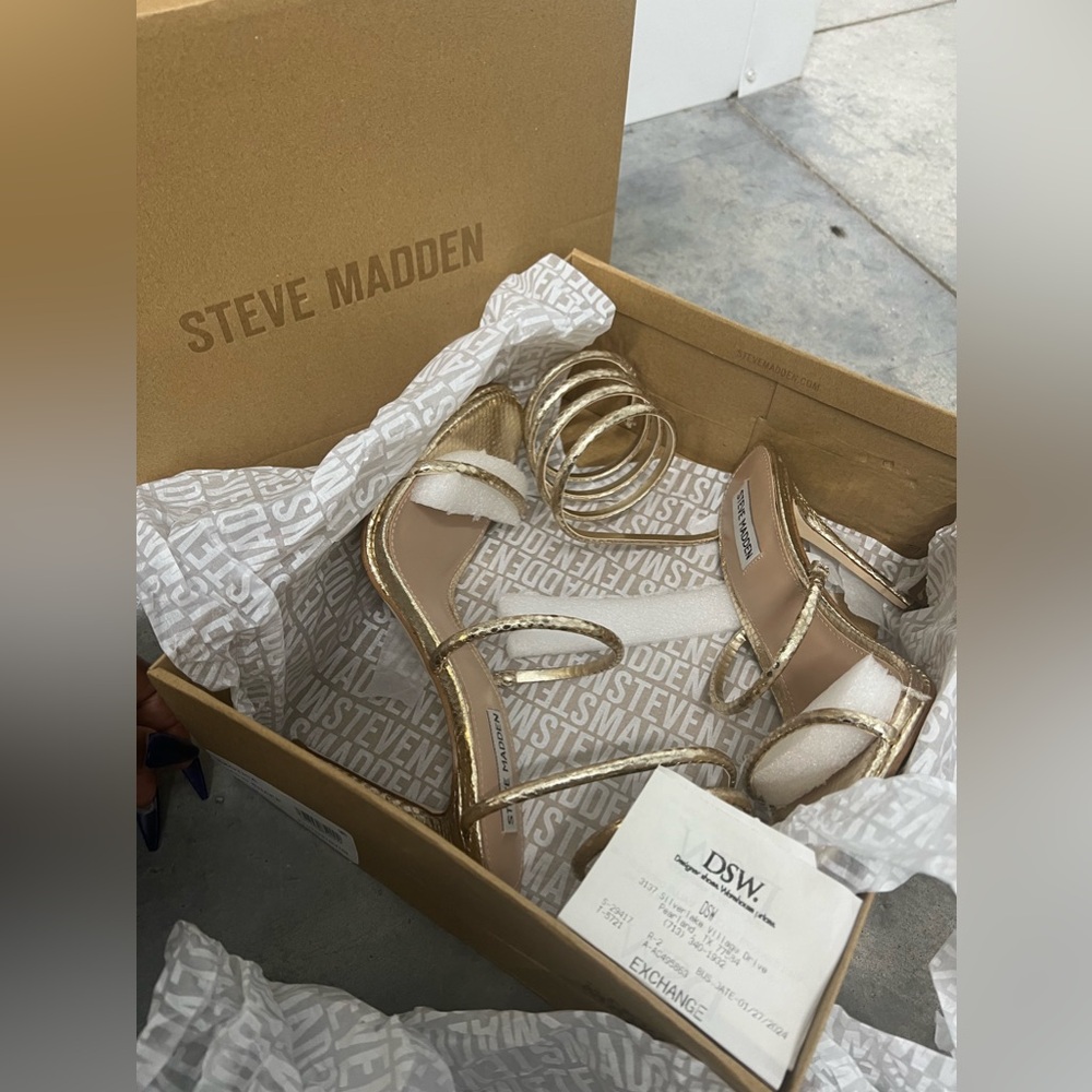 Steve Madden Metallic Gold Snake Heels
